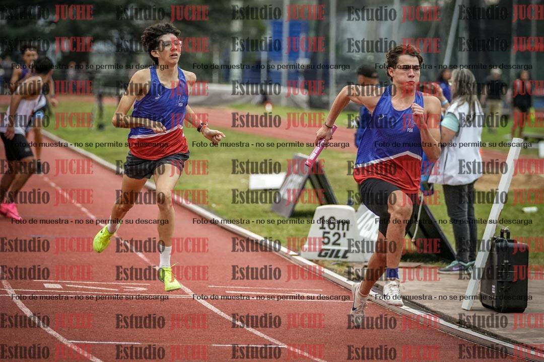 Fotos de las postas 4x400 m llanos de varones