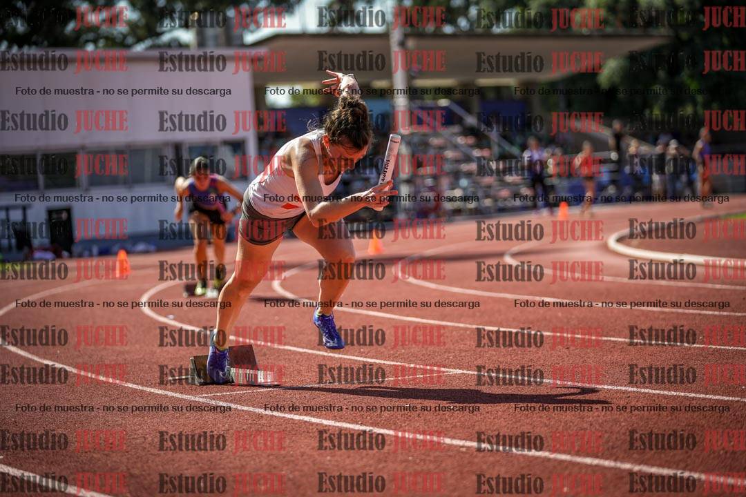 Fotos de las postas 4x400 m llanos de mujeres
