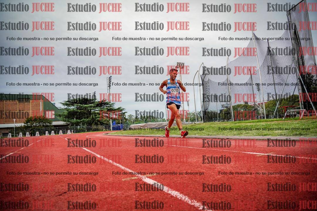 Fotos de los 3000 m llanos de varones
