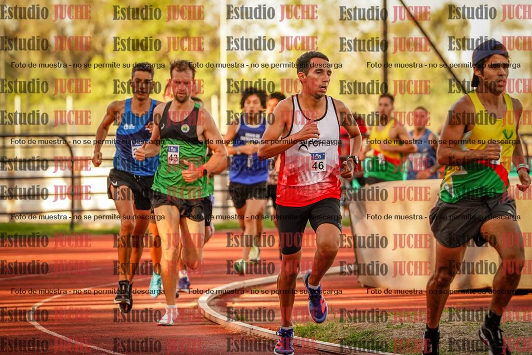 Fotos de los 3000 m llanos de varones