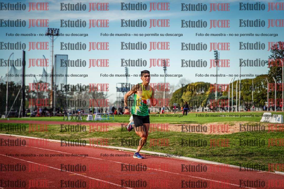 Fotos de los 3000 m llanos de varones
