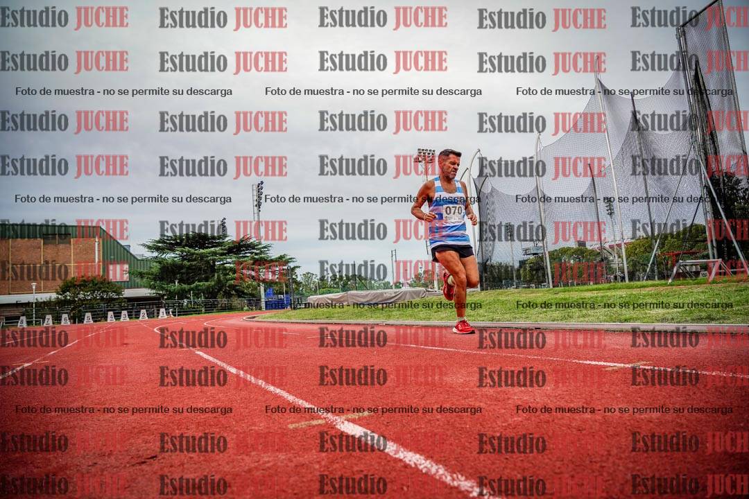 Fotos de los 3000 m llanos de varones