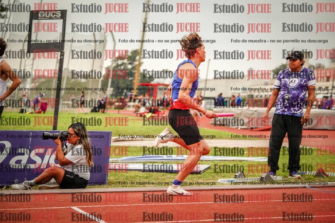 Fotos de las postas 4x400 m llanos de varones