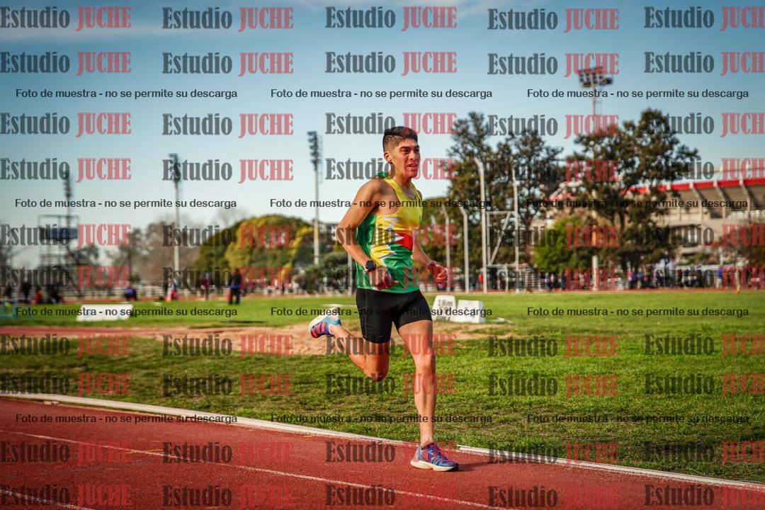 Fotos de los 3000 m llanos de varones