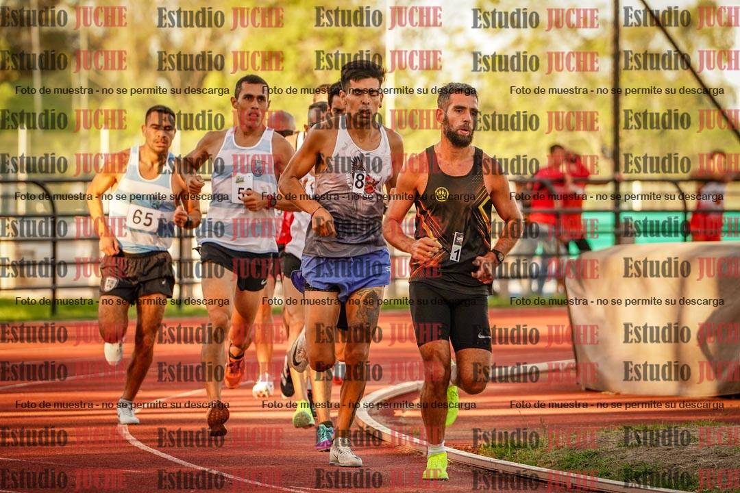 Fotos de los 3000 m llanos de varones
