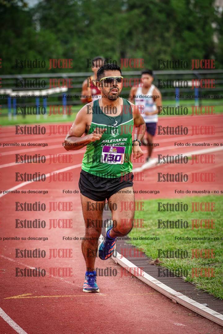 Fotos de los 3000 m llanos de varones