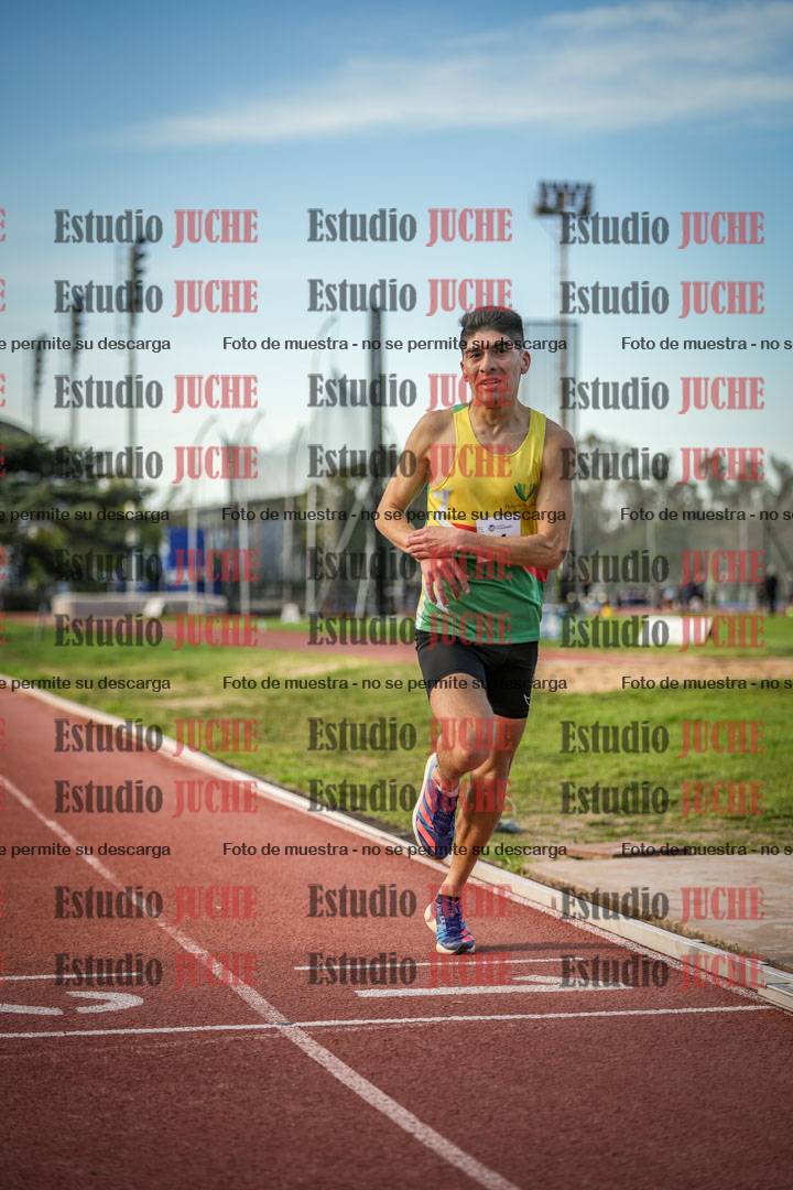 Fotos de los 3000 m llanos de varones