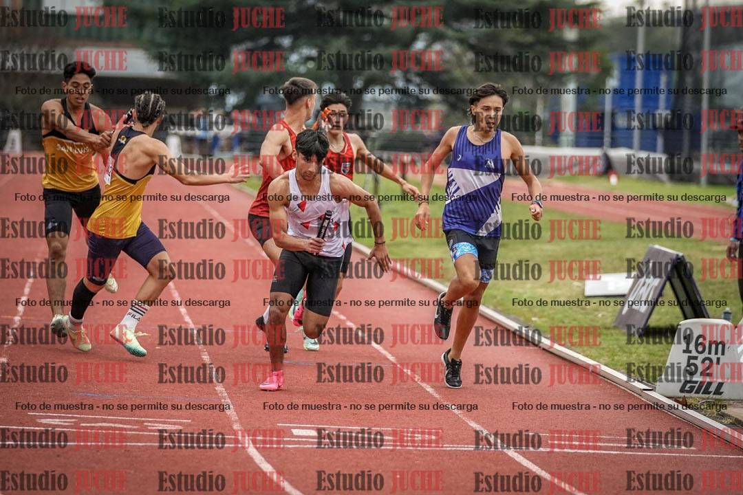 Fotos de las postas 4x400 m llanos de varones