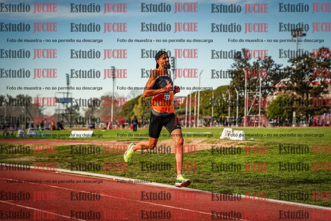 Fotos de los 3000 m llanos de varones