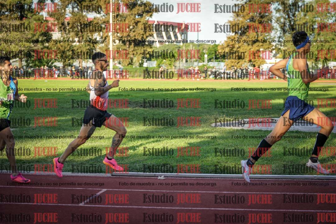 Fotos de los 1500 m llanos de varones