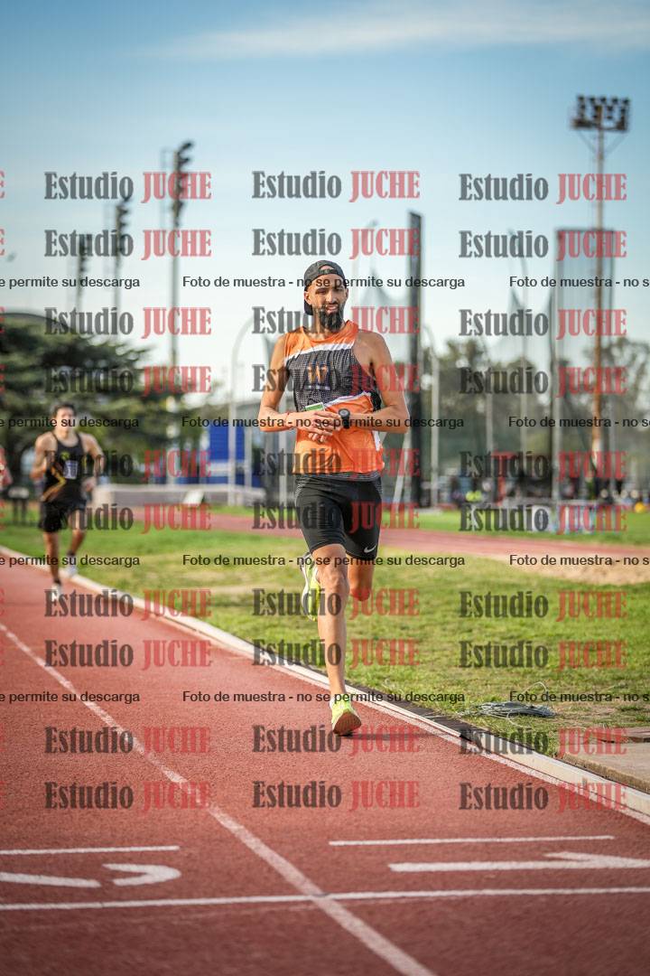 Fotos de los 3000 m llanos de varones