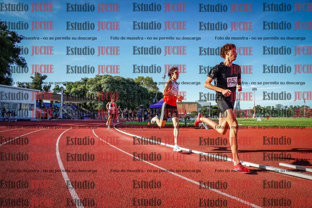 Fotos de los 1500 m llanos de varones