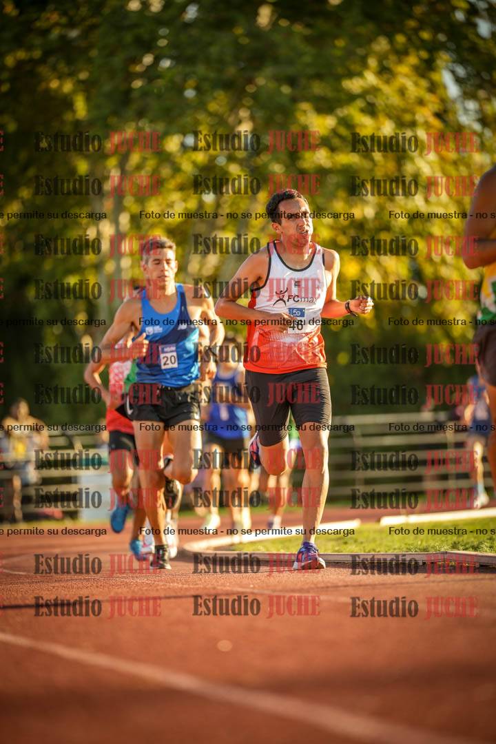 Fotos de los 3000 m llanos de varones