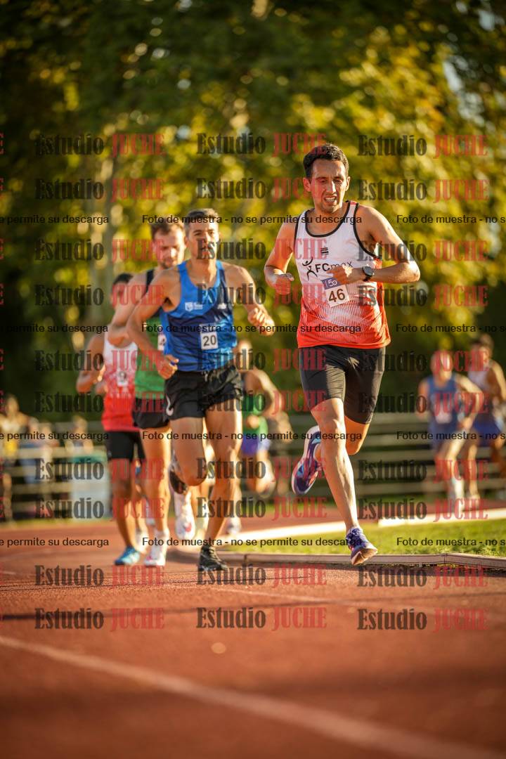 Fotos de los 3000 m llanos de varones