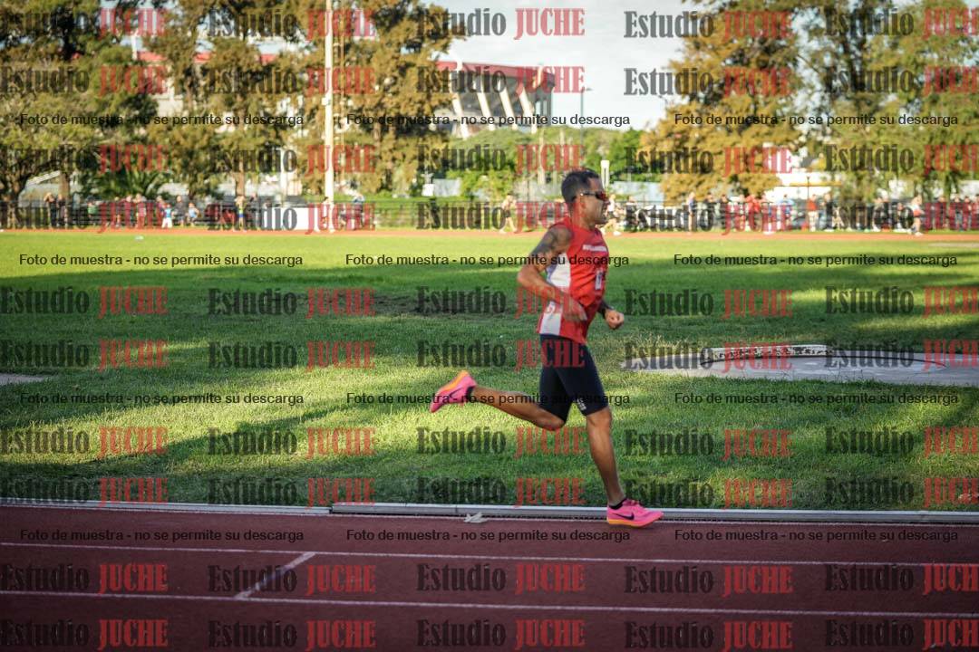 Fotos de los 1500 m llanos de varones