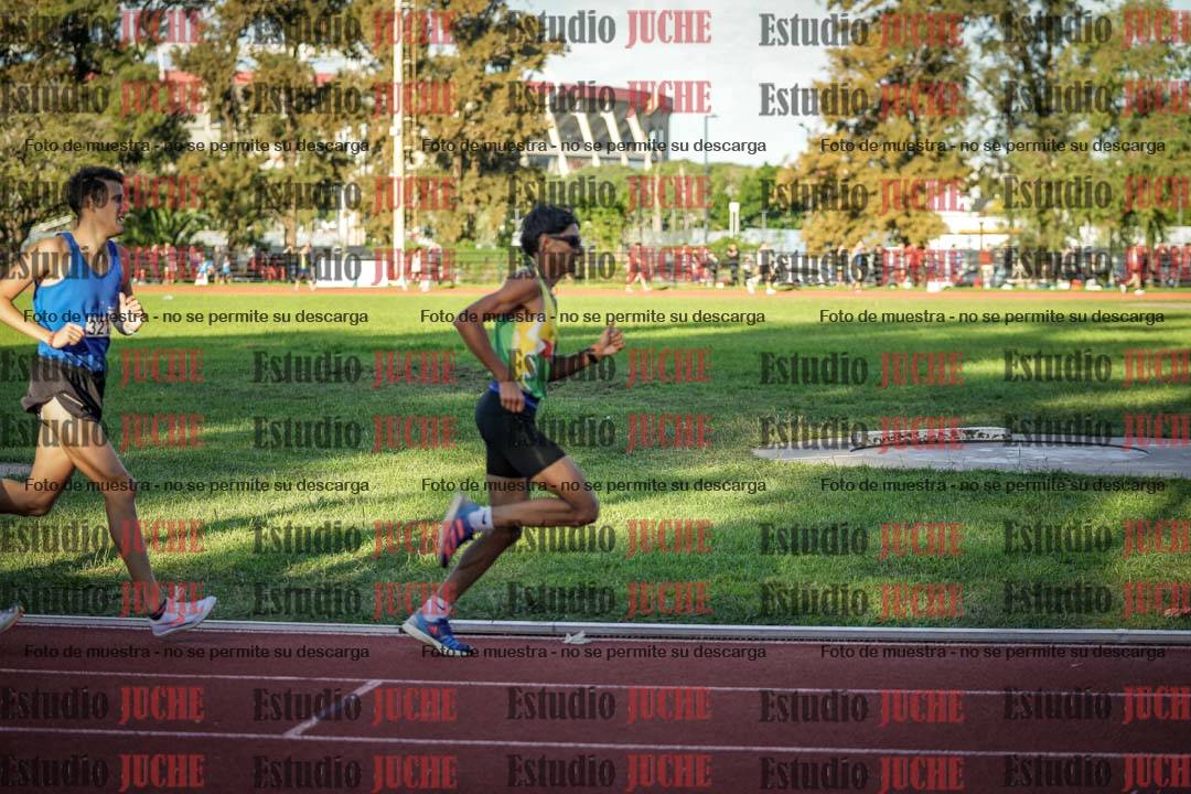 Fotos de los 1500 m llanos de varones