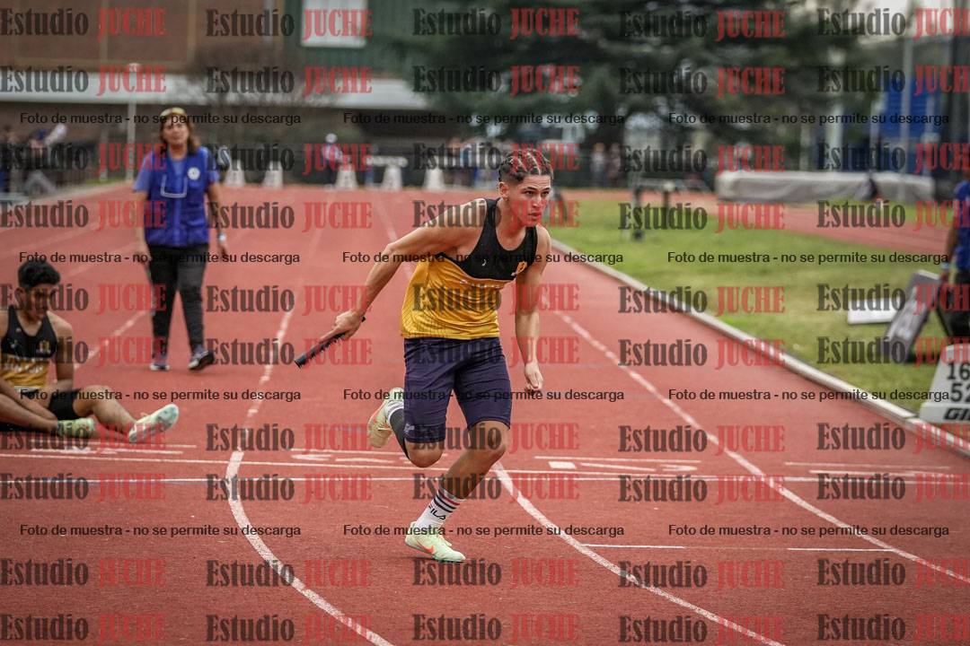Fotos de las postas 4x400 m llanos de varones