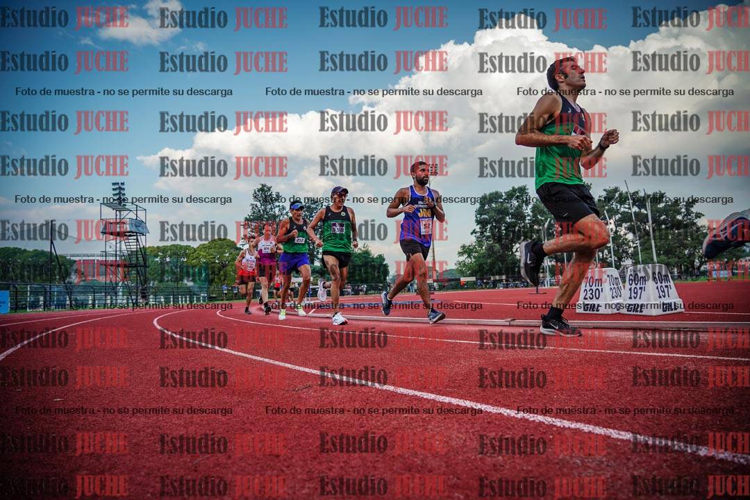 Fotos de los 3000 m llanos de varones