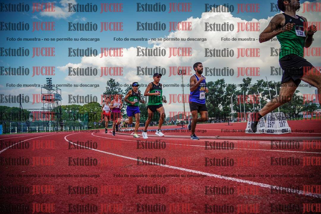Fotos de los 3000 m llanos de varones