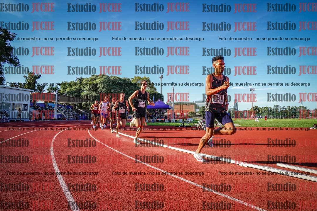 Fotos de los 1500 m llanos de varones