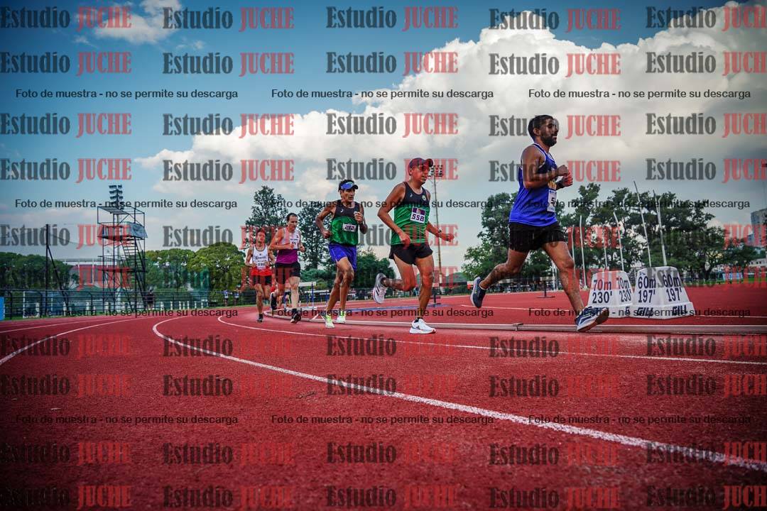 Fotos de los 3000 m llanos de varones