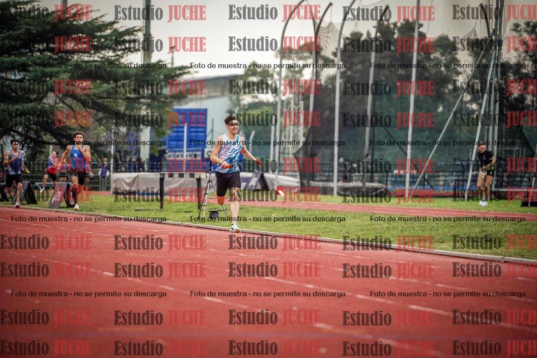 Fotos de las postas 4x400 m llanos de varones