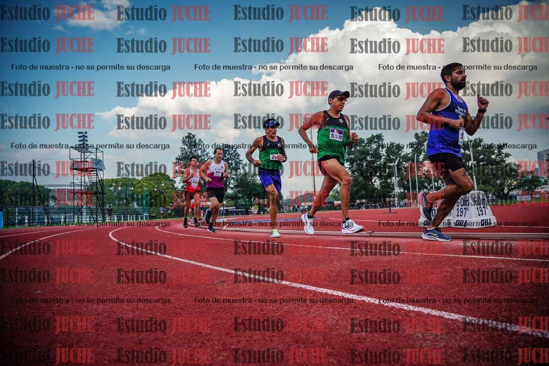 Fotos de los 3000 m llanos de varones
