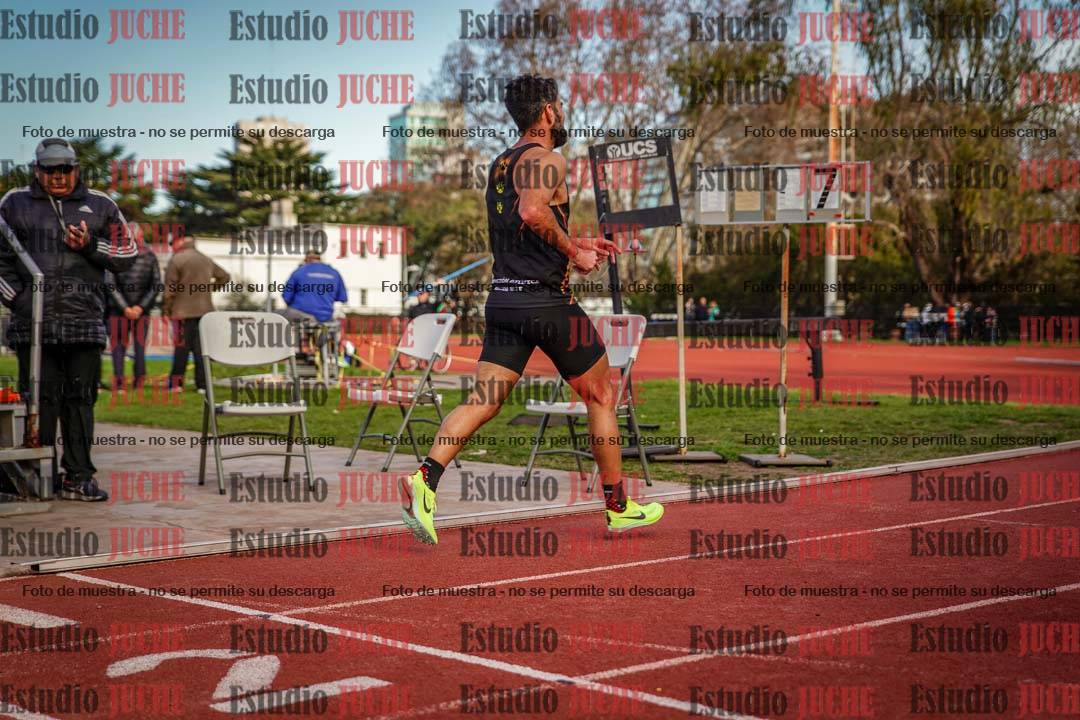 Fotos de los 3000 m llanos de varones