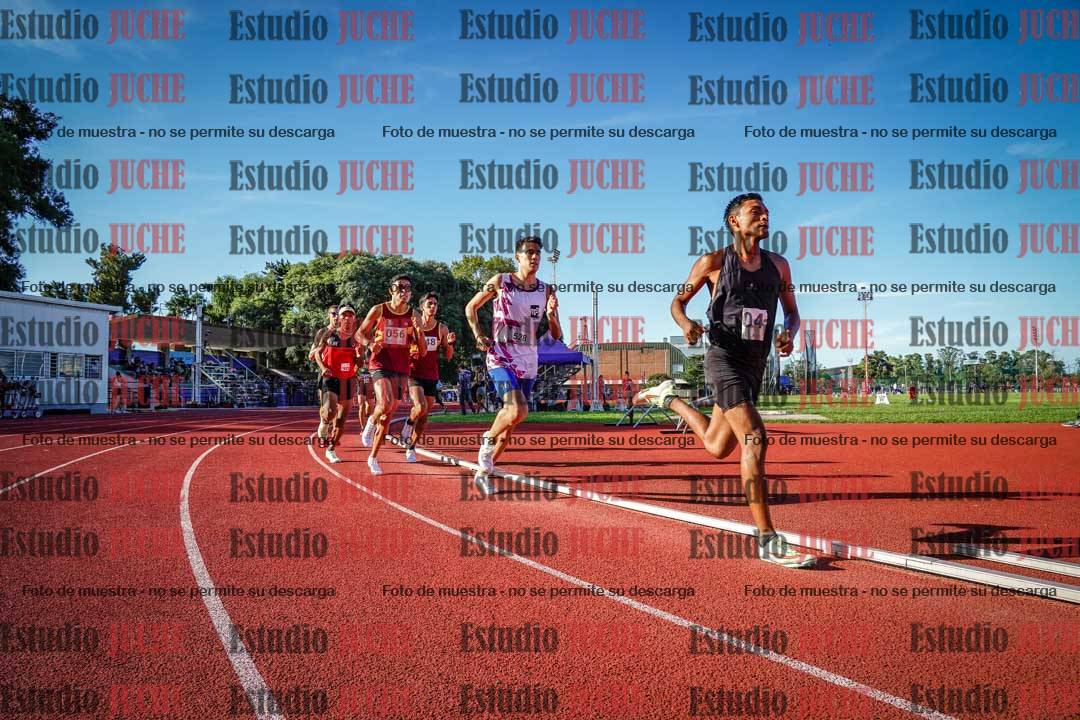Fotos de los 1500 m llanos de varones
