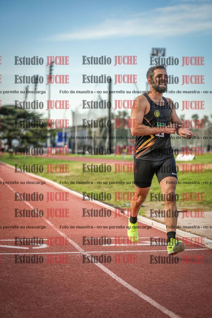 Fotos de los 3000 m llanos de varones