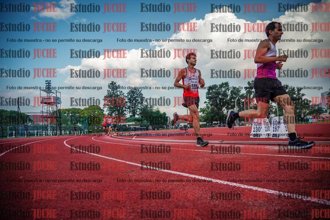 Fotos de los 3000 m llanos de varones