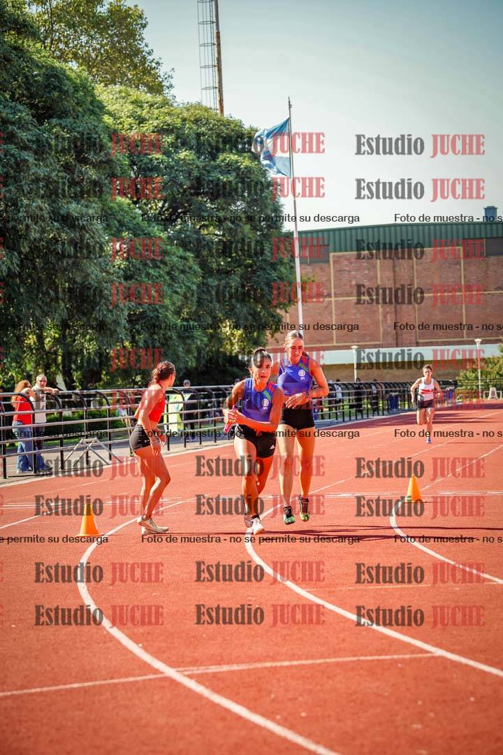 Fotos de las postas 4x400 m llanos de mujeres