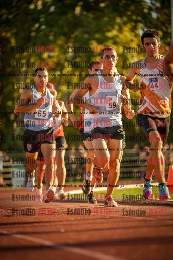 Fotos de los 3000 m llanos de varones