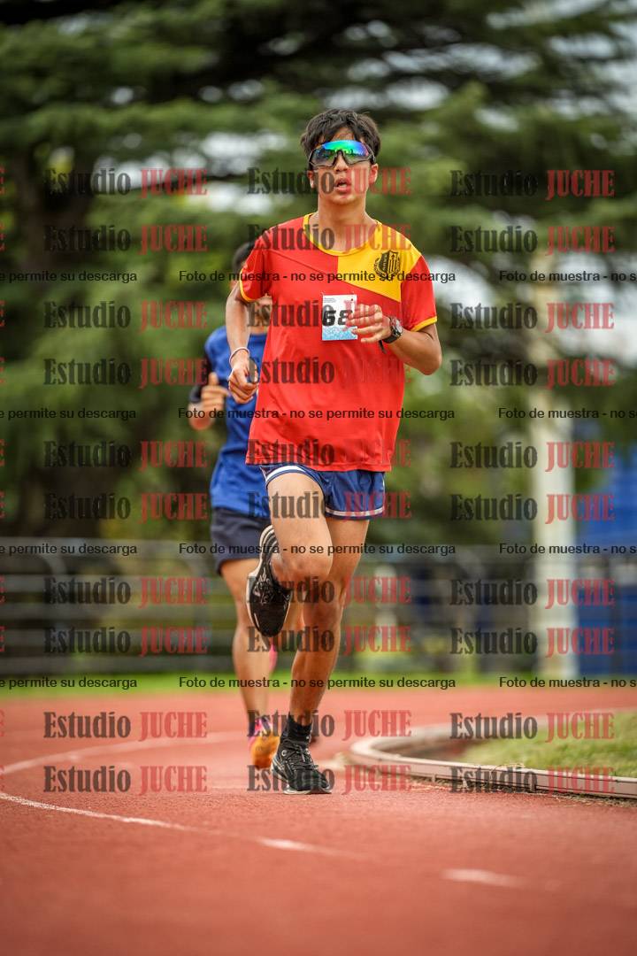 Fotos de los 3000 m llanos de varones