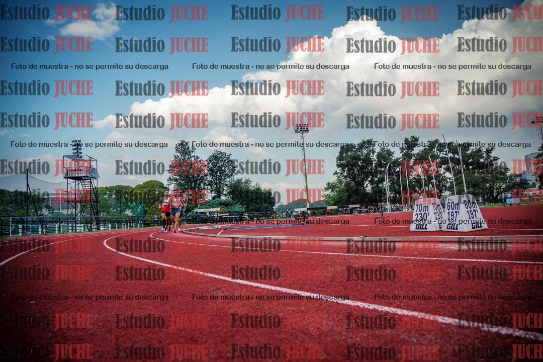 Fotos de los 3000 m llanos de varones