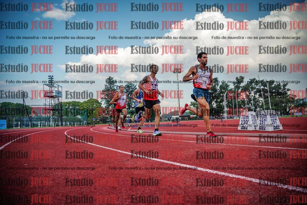 Fotos de los 3000 m llanos de varones