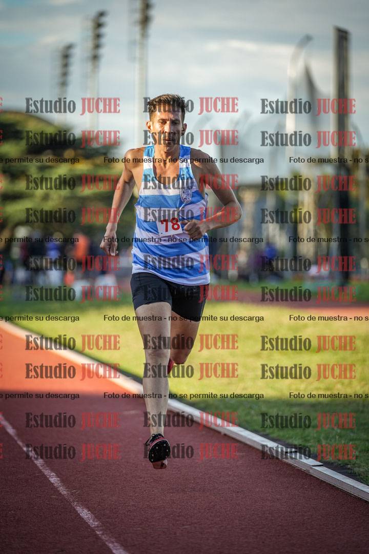 Fotos de los 1500 m llanos de varones