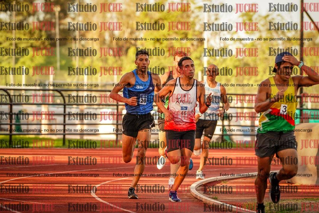 Fotos de los 3000 m llanos de varones