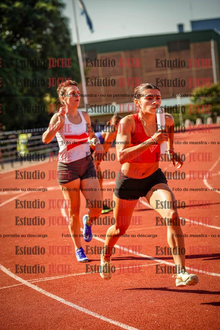 Fotos de las postas 4x400 m llanos de mujeres