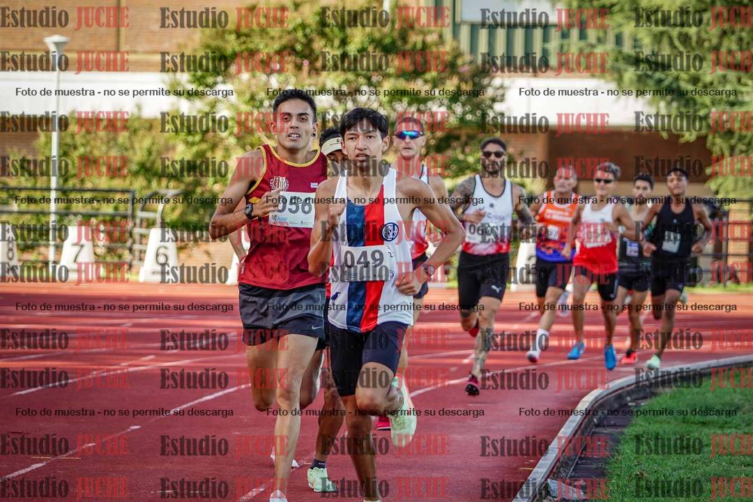 Fotos de los 1500 m llanos de varones