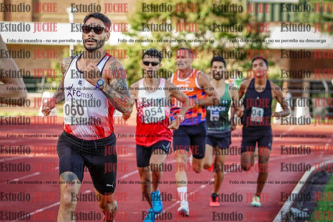 Fotos de los 1500 m llanos de varones