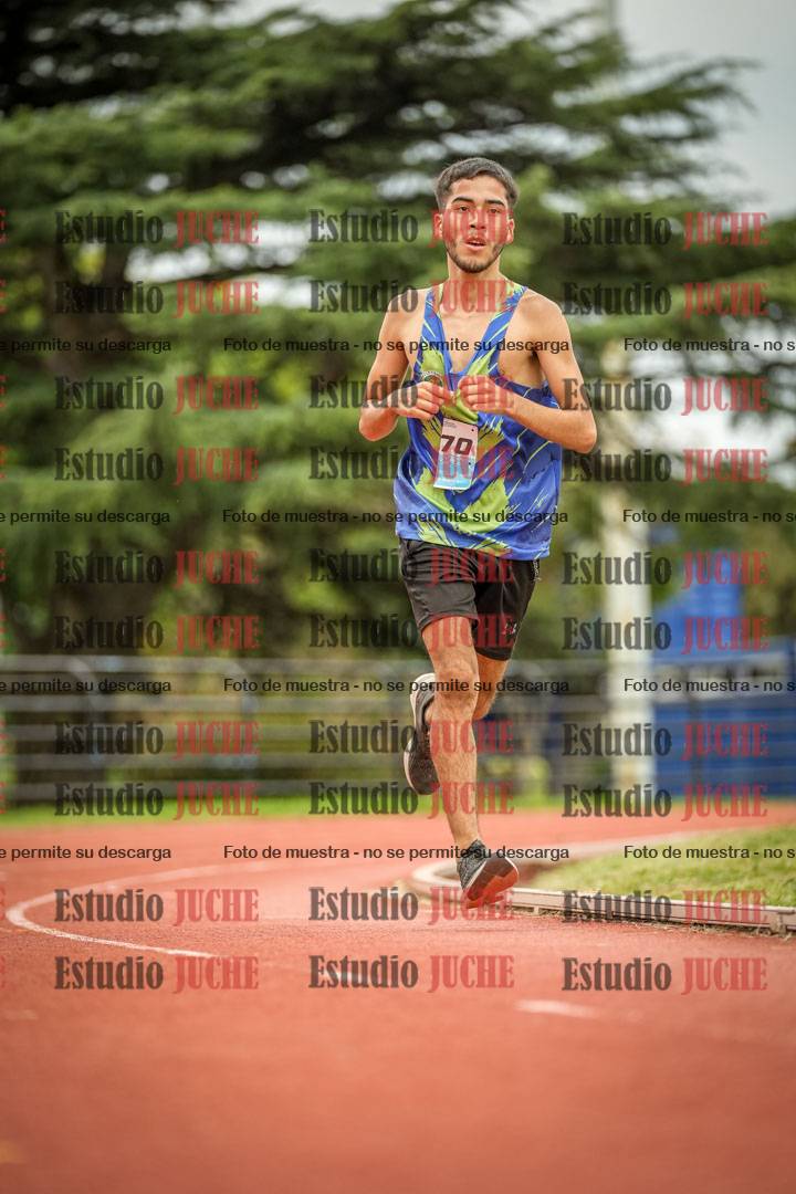 Fotos de los 3000 m llanos de varones