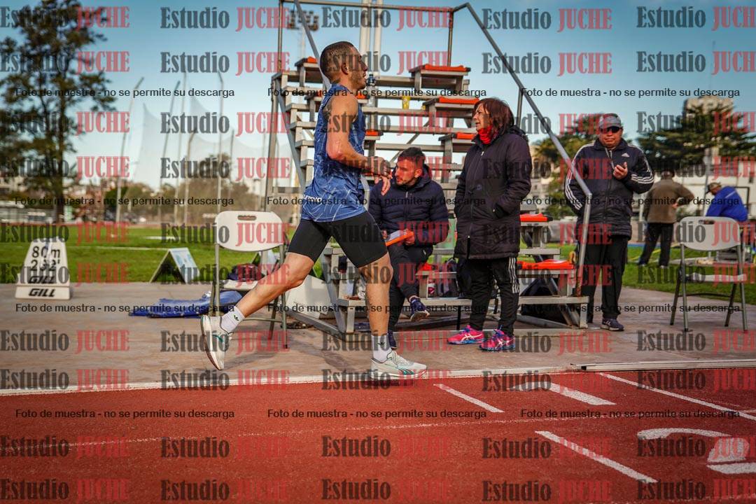 Fotos de los 3000 m llanos de varones