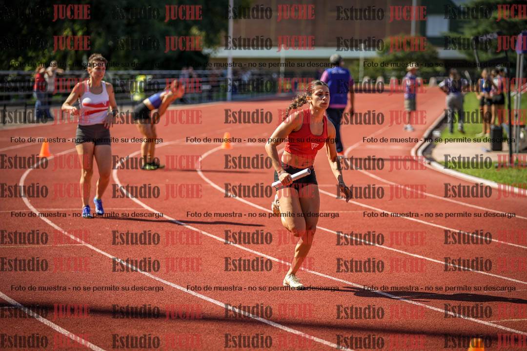 Fotos de las postas 4x400 m llanos de mujeres