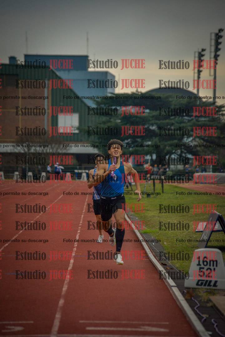 Fotos de las postas 4x400 m llanos de varones