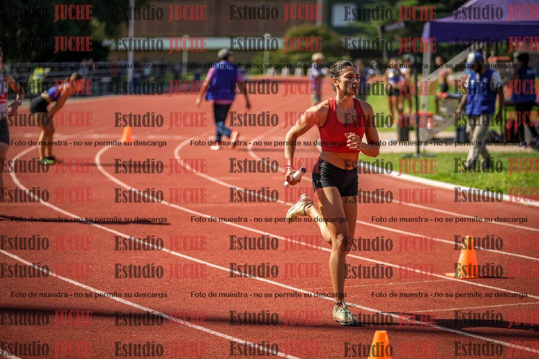 Fotos de las postas 4x400 m llanos de mujeres