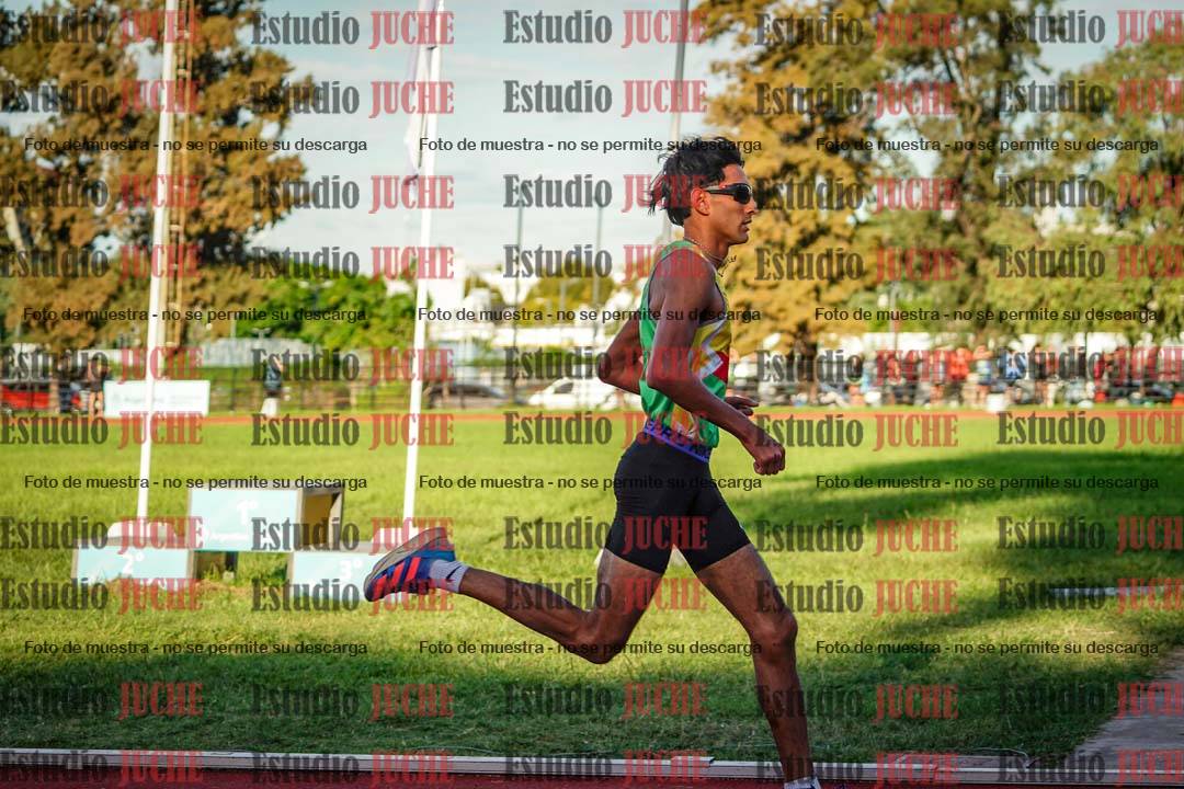 Fotos de los 1500 m llanos de varones