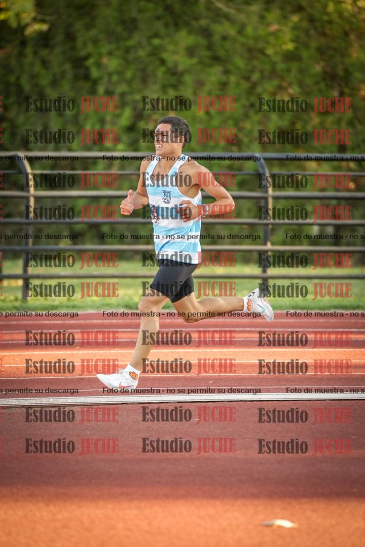 Fotos de los 3000 m llanos de varones