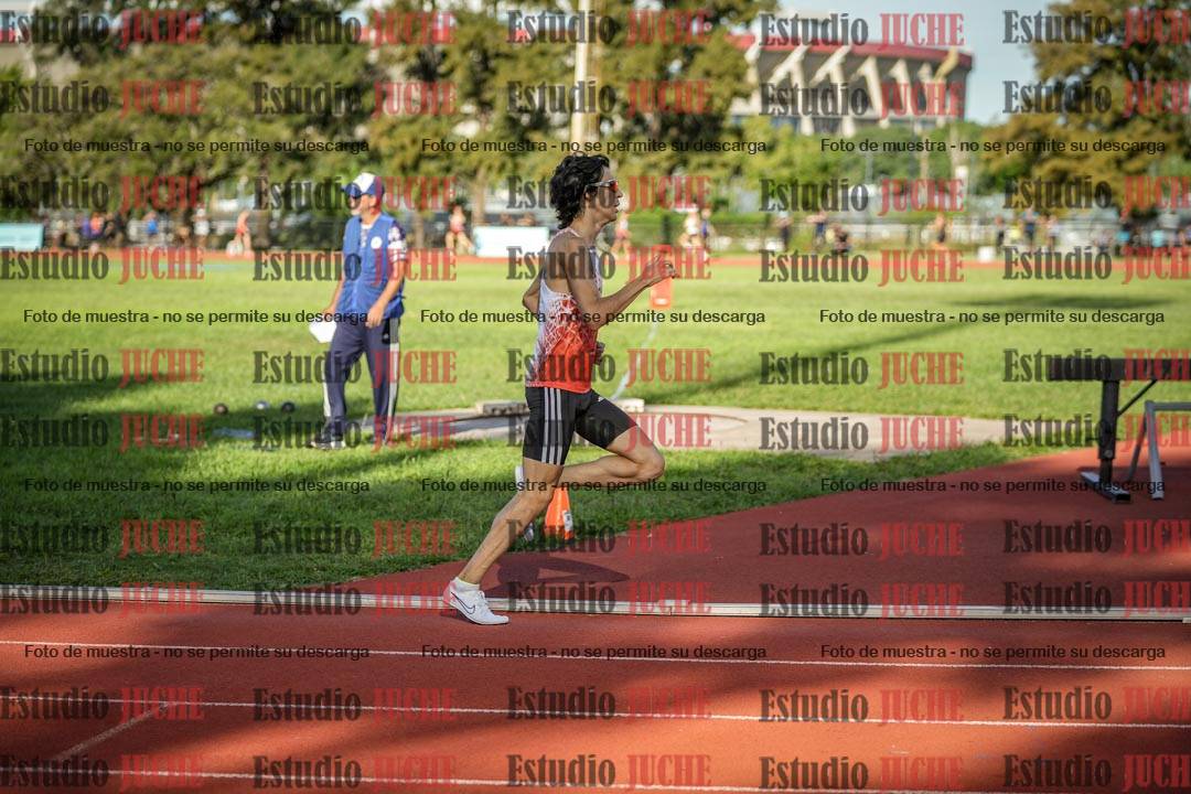 Fotos de los 1500 m llanos de varones
