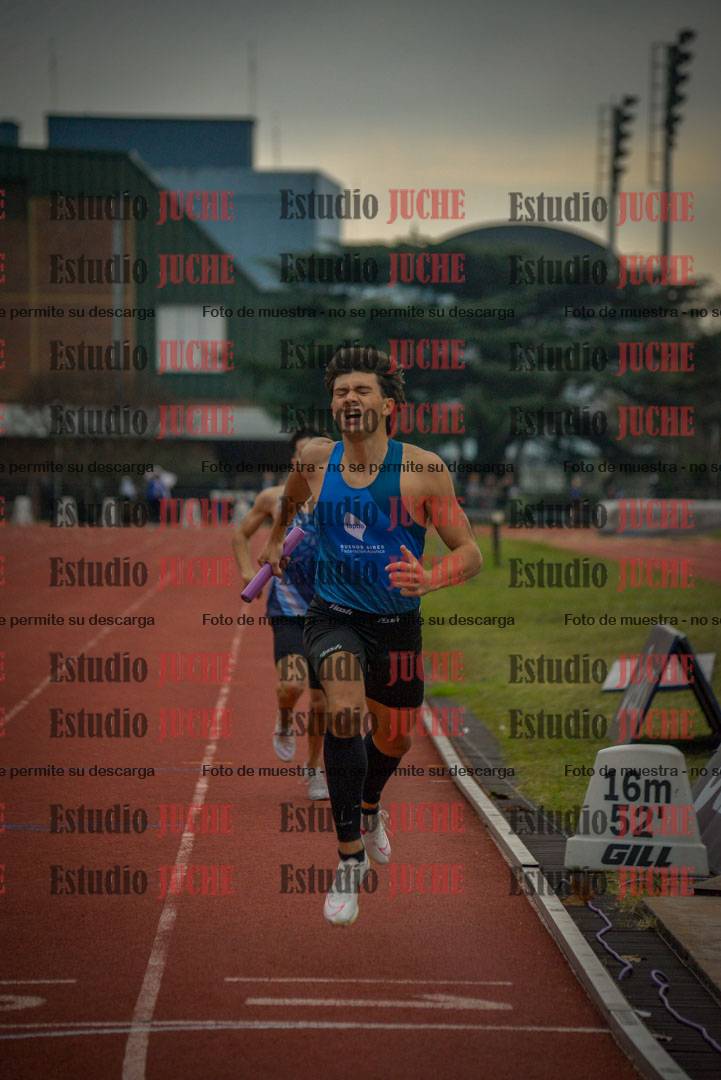 Fotos de las postas 4x400 m llanos de varones
